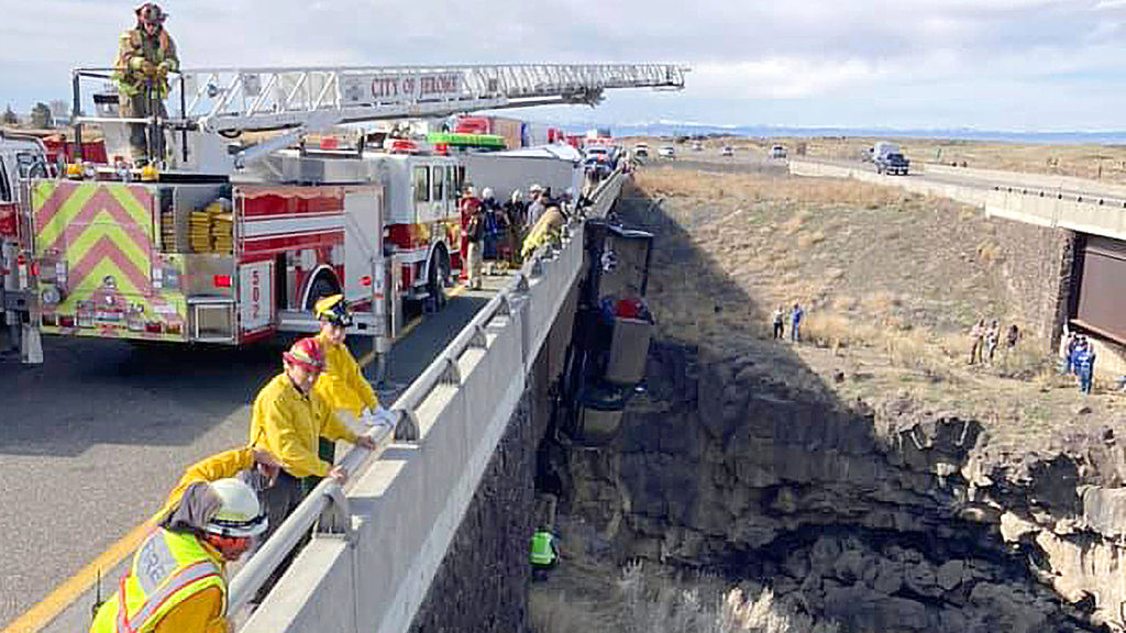 VIDEO: Pickup Luck: Camper Saved Couple From Plunging Off Bridge Into Gorge