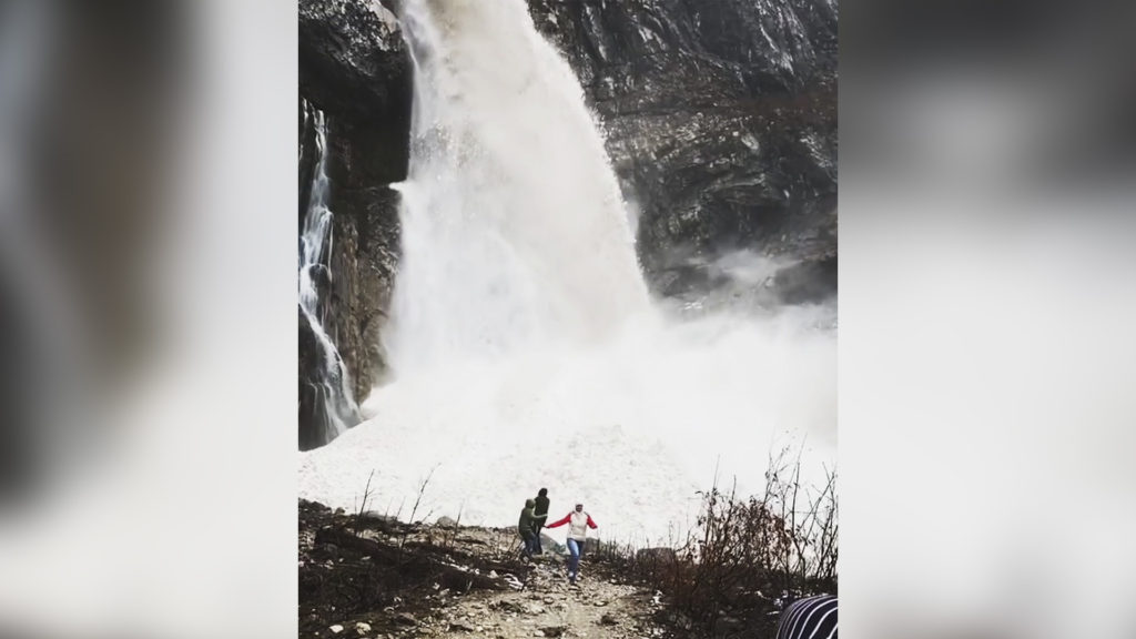 VIDEO: Snow Falls: Water Replaced By Avalanche In Incredible Display At Sherlock Holmes Mountain