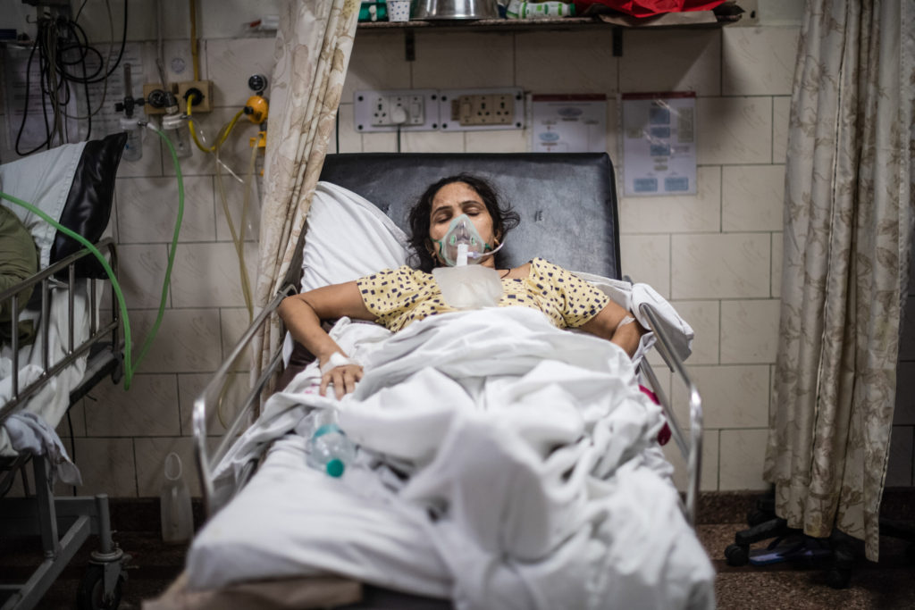 India’s Covid Spiral Leaves Hospitals Choked, Doctors Mentally Exhausted