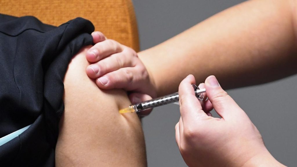 Australian Health Minister Urges Aussies To Share Jab Snaps On Social Media
