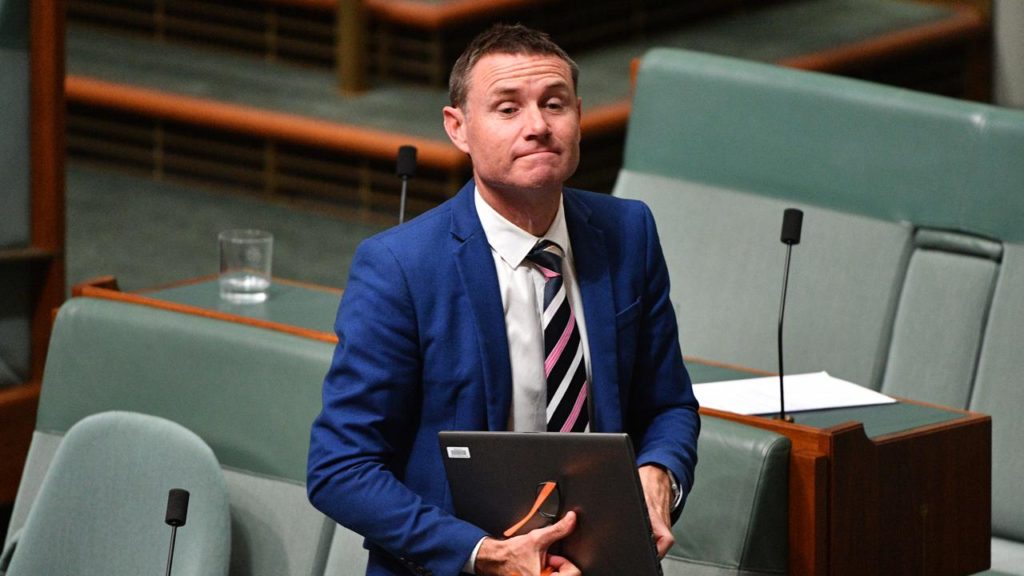 Labor Challenges Australian Prime Minister To Get Rid Of Laming