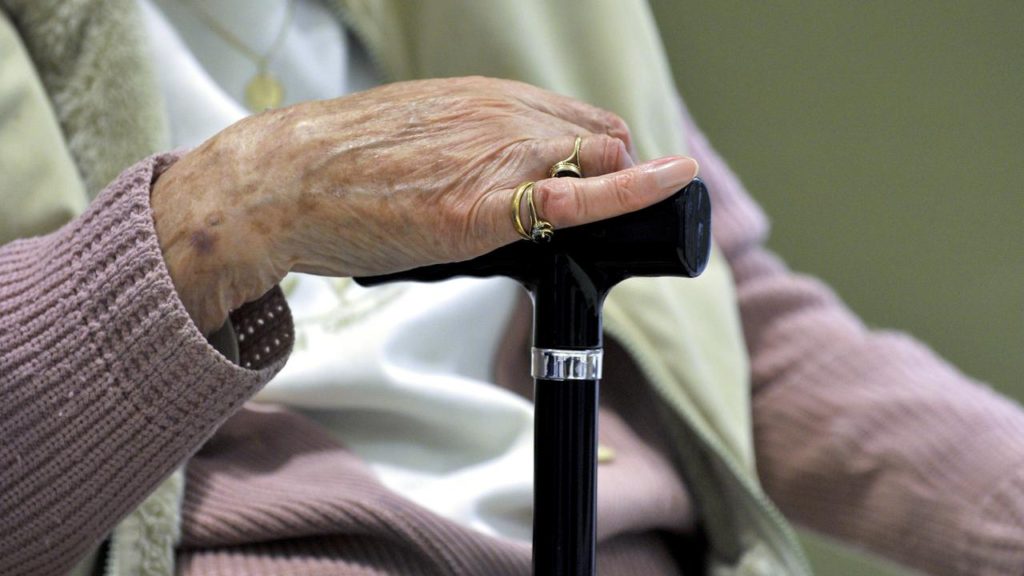 Higher Aged Care Wages Not In Australian Budget Plan