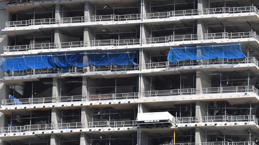 Government Support For Australian Businesses, Workers Increased Amid Lockdown Extension