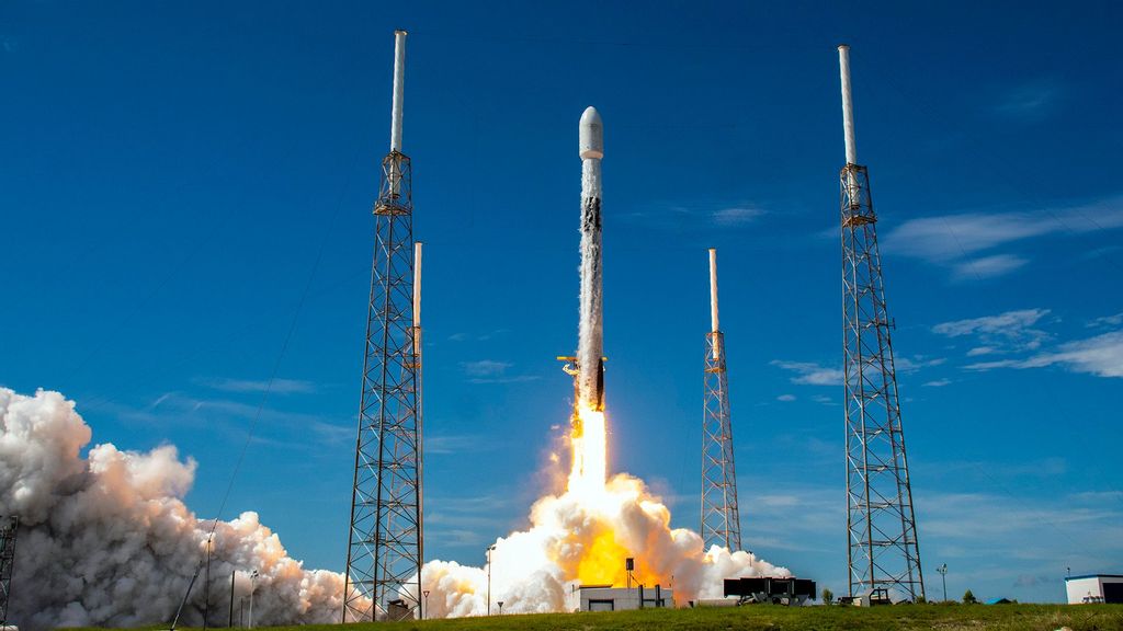 Satellite Communication To Revolutionize India’s Broadband Space: Credit Rating Agency