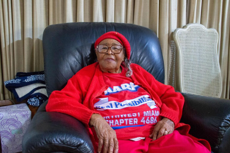 Liberty City mural project seeks $80,000 to honor Dawkins at Hadley Park